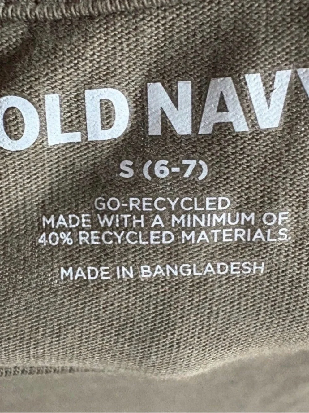 Old Navy Kids Long Sleeve Tee in Olive